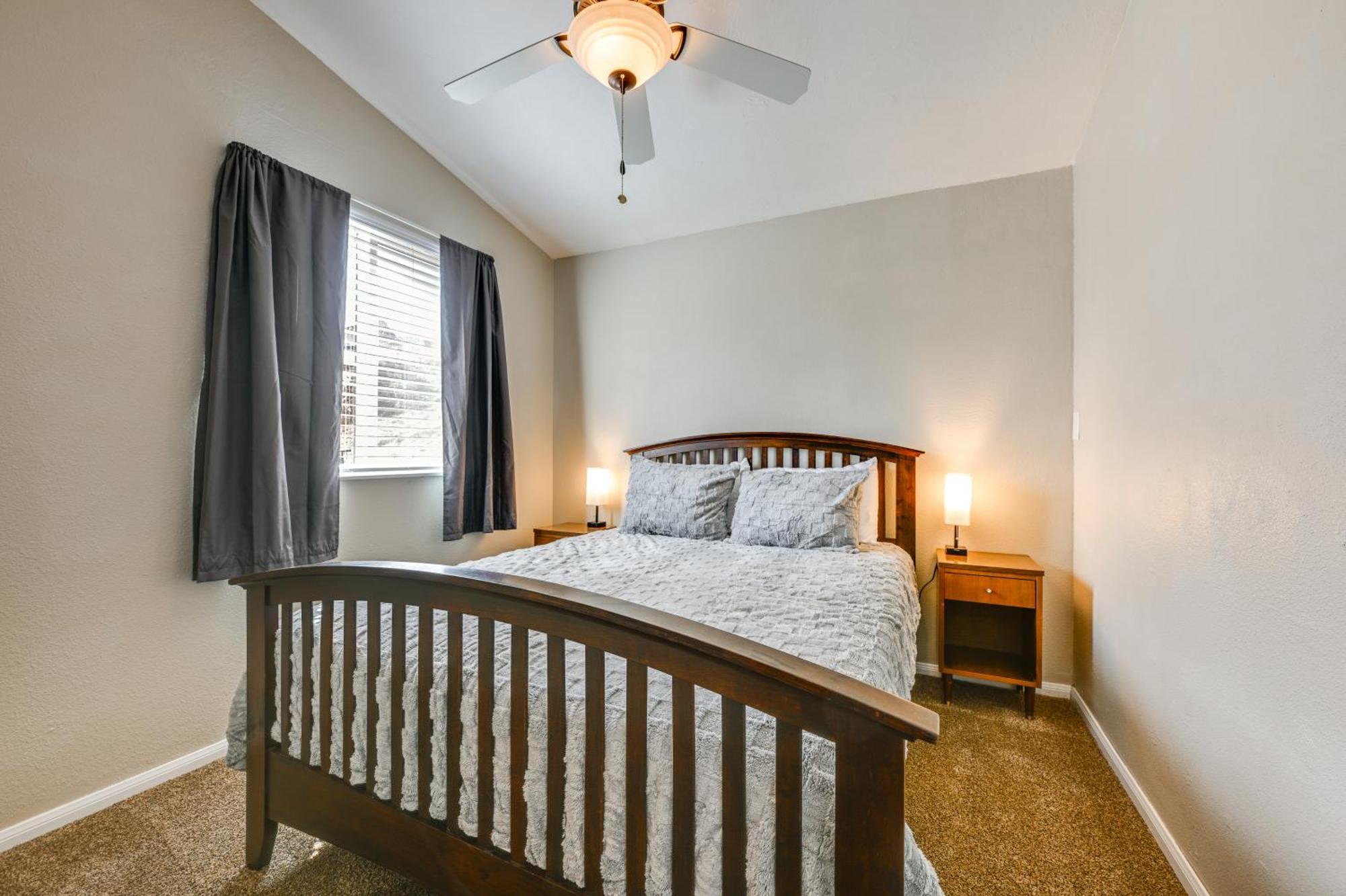 8 Mi To Hiking Home With Patio In Dtwn Pioche Exterior foto