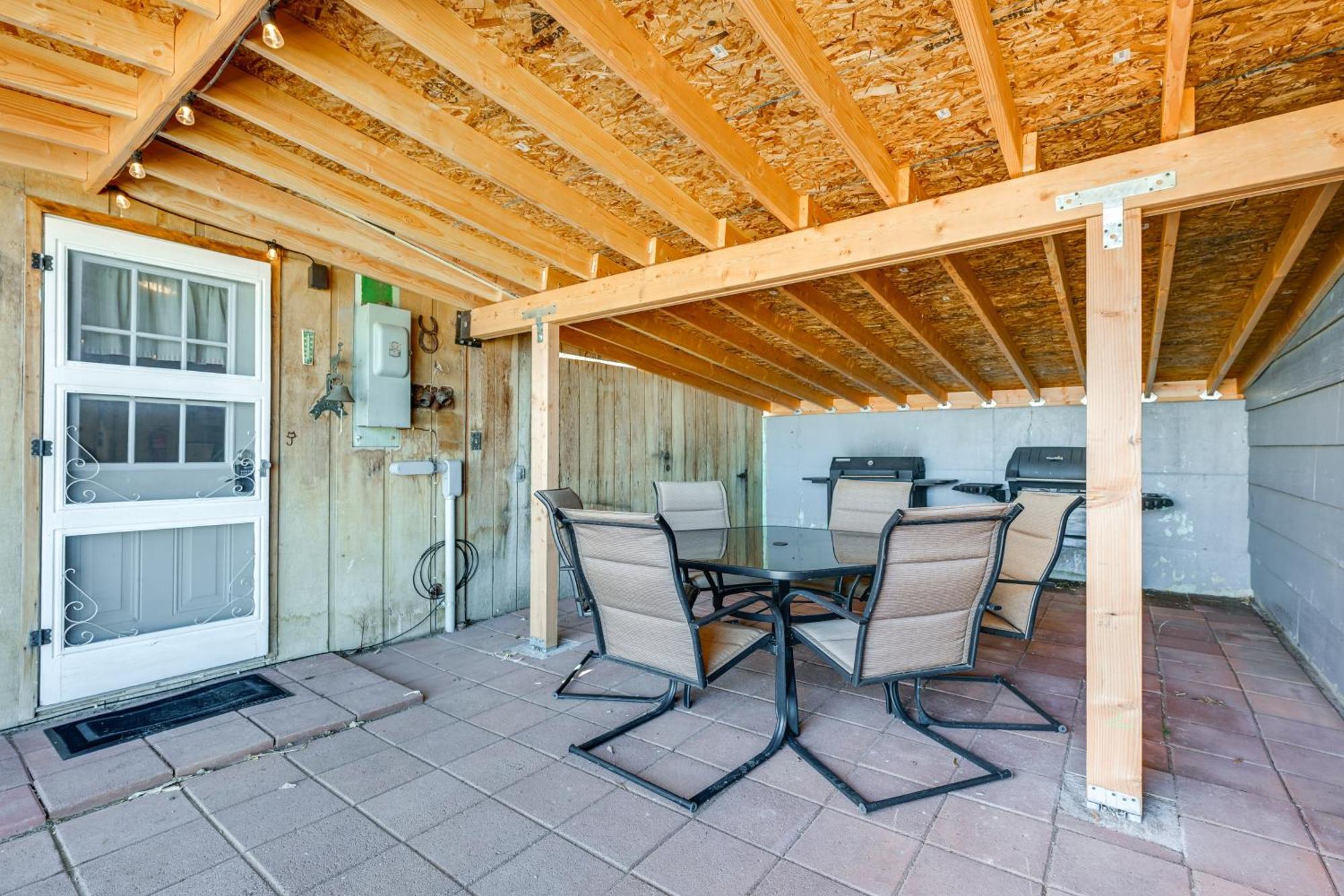 8 Mi To Hiking Home With Patio In Dtwn Pioche Exterior foto