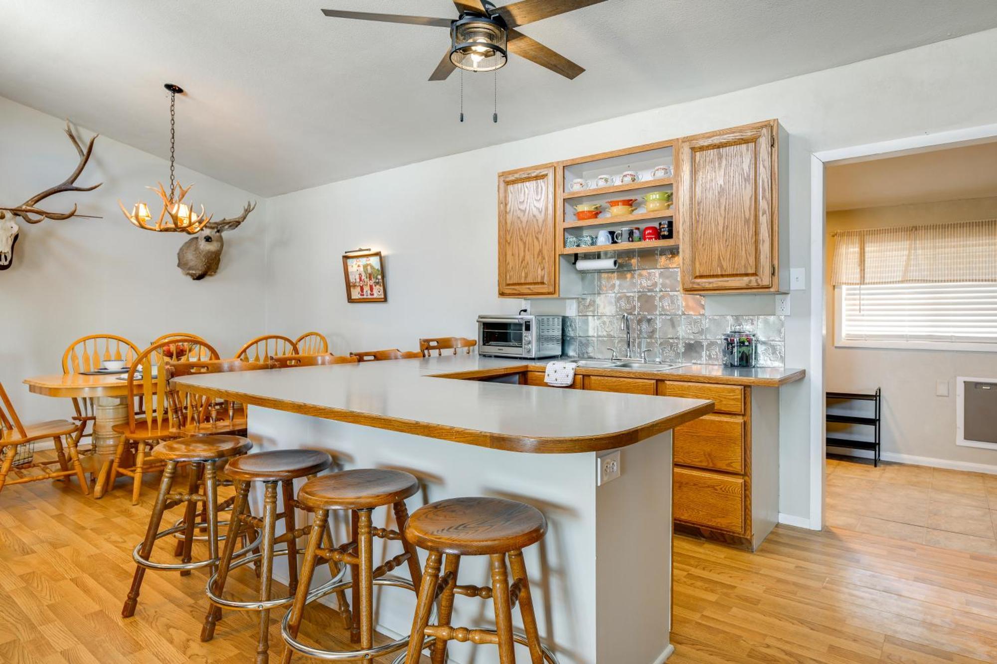 8 Mi To Hiking Home With Patio In Dtwn Pioche Exterior foto